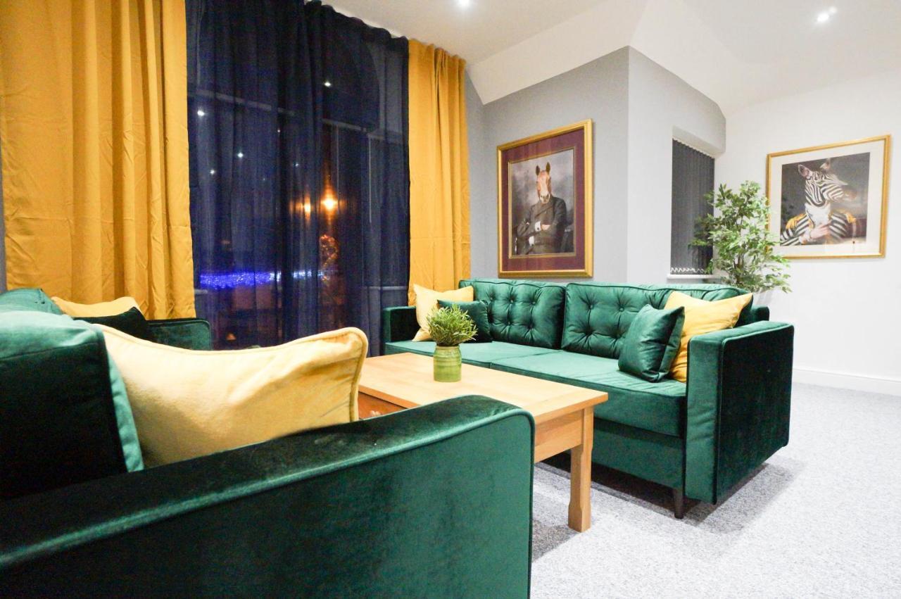 Premium Apartments Thatcham Broadway 外观 照片