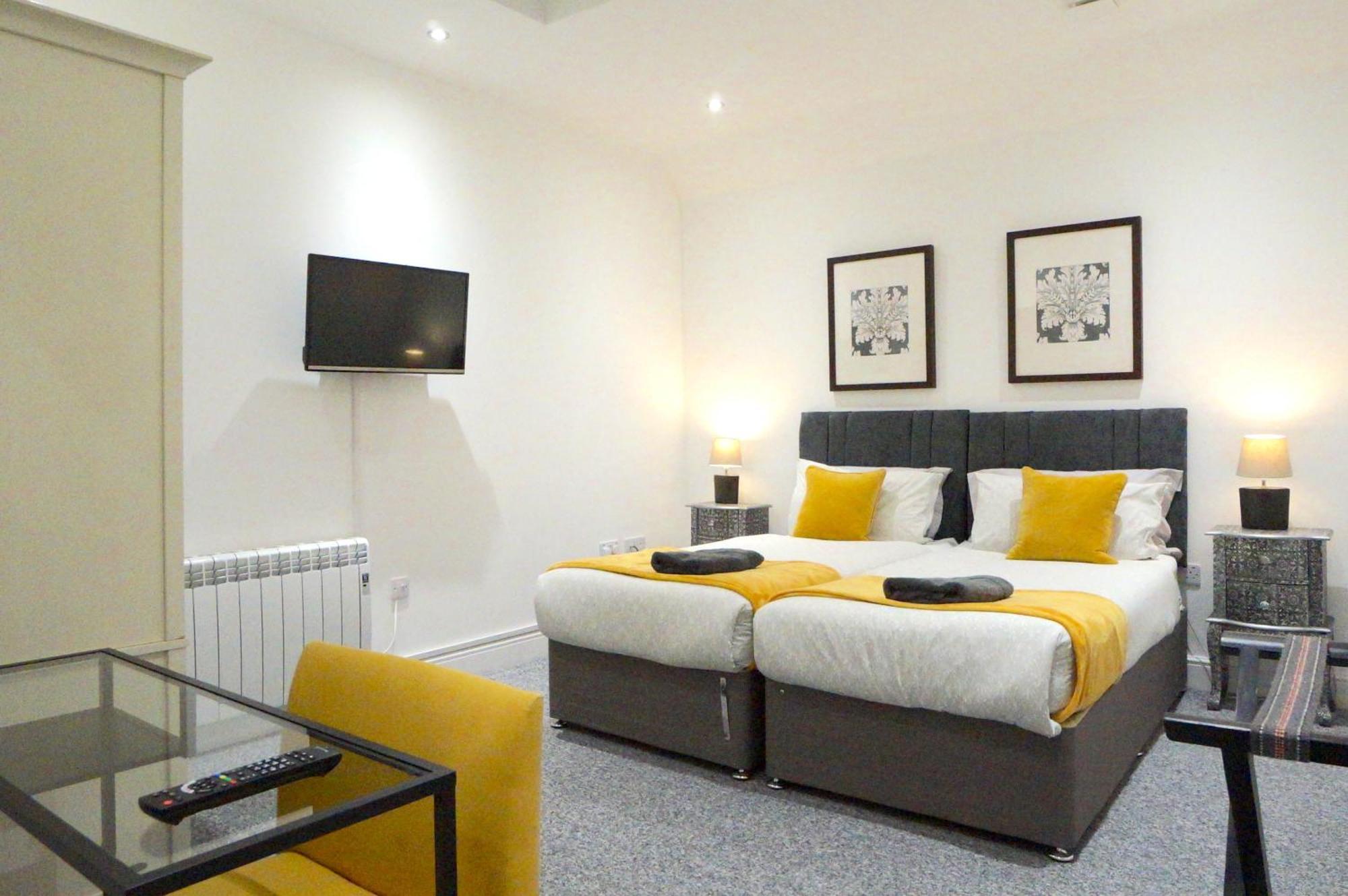 Premium Apartments Thatcham Broadway 客房 照片